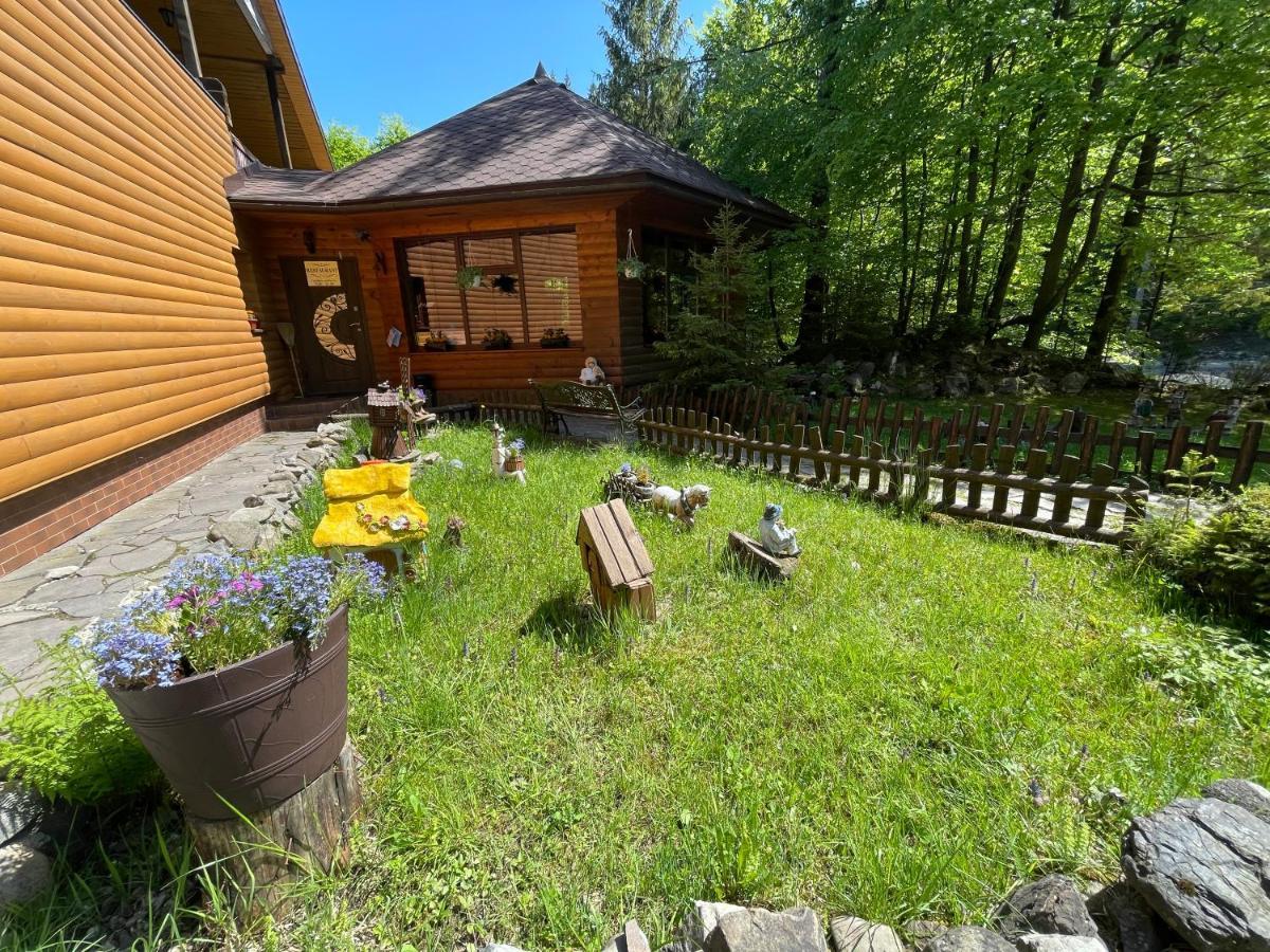 Grunok (Adults Only) Hotell Pilipets Exteriör bild