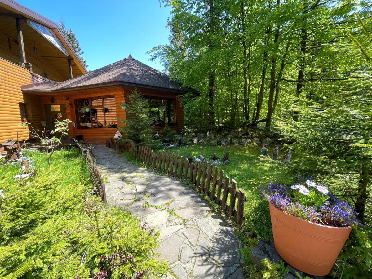 Grunok (Adults Only) Hotell Pilipets Exteriör bild