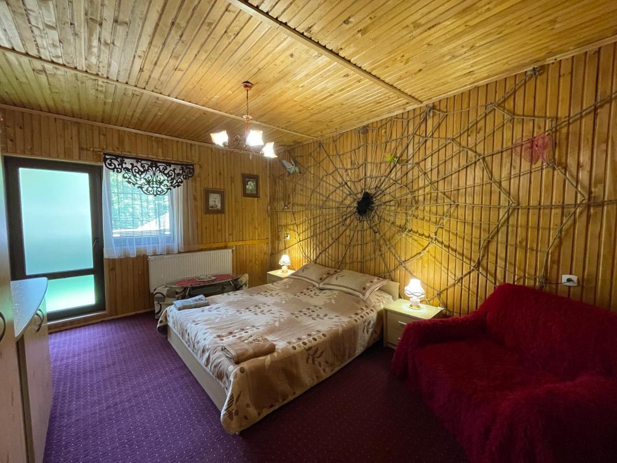 Grunok (Adults Only) Hotell Pilipets Exteriör bild