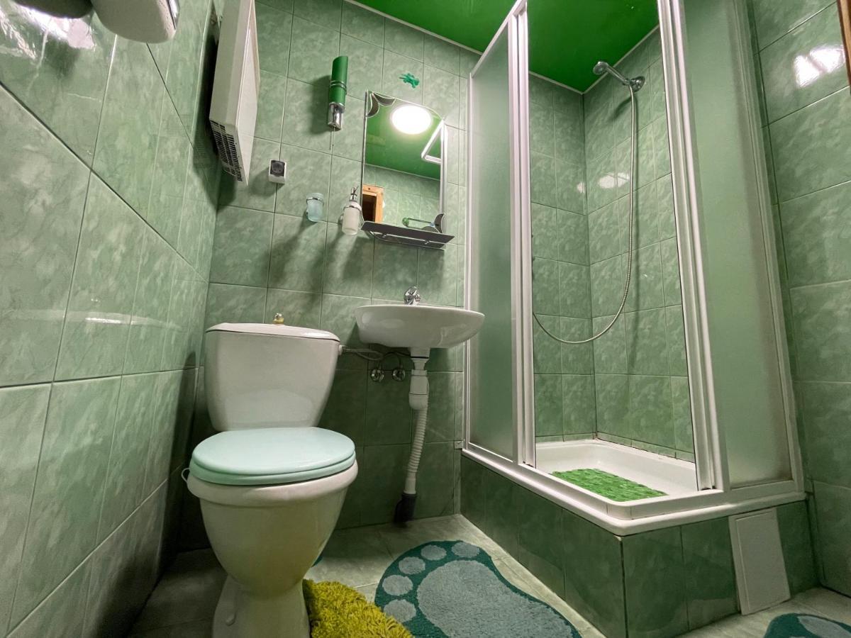 Grunok (Adults Only) Hotell Pilipets Exteriör bild