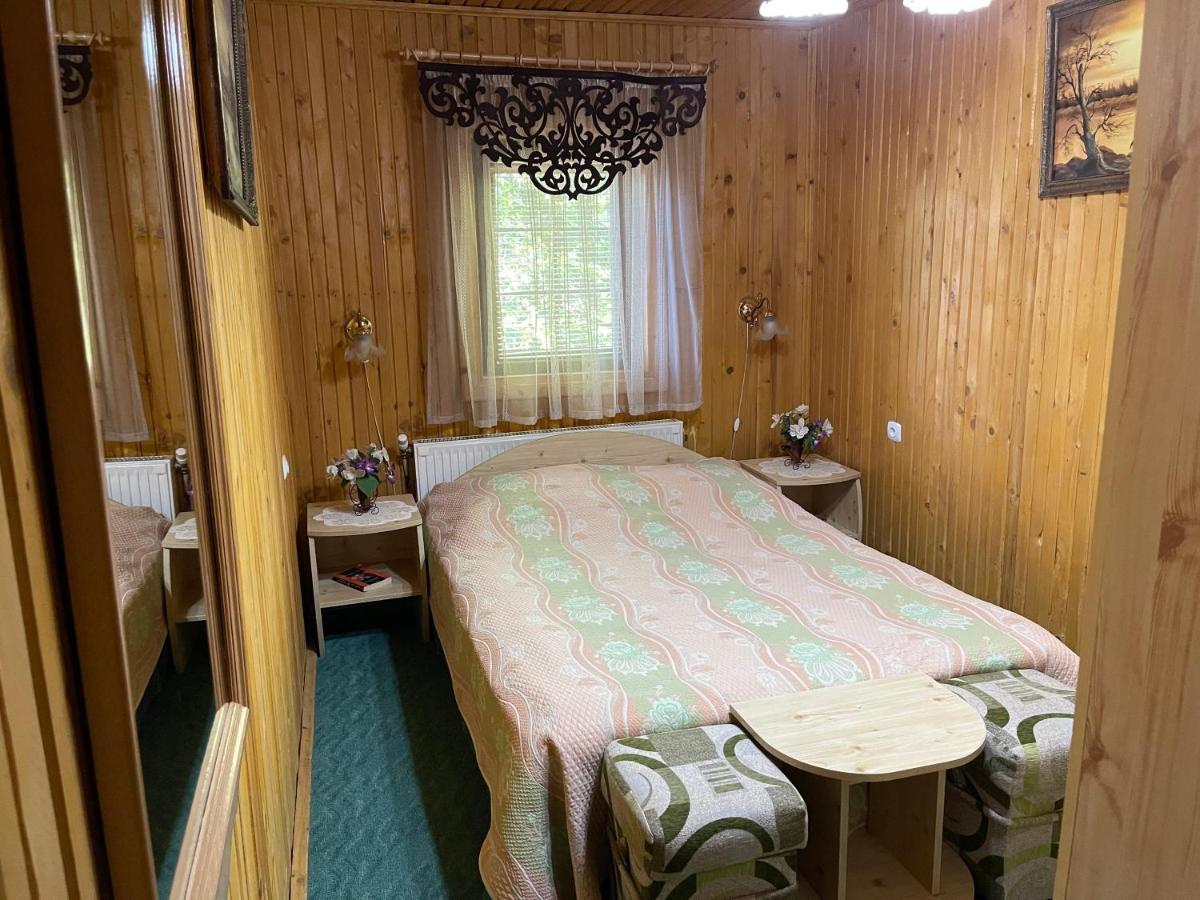 Grunok (Adults Only) Hotell Pilipets Exteriör bild